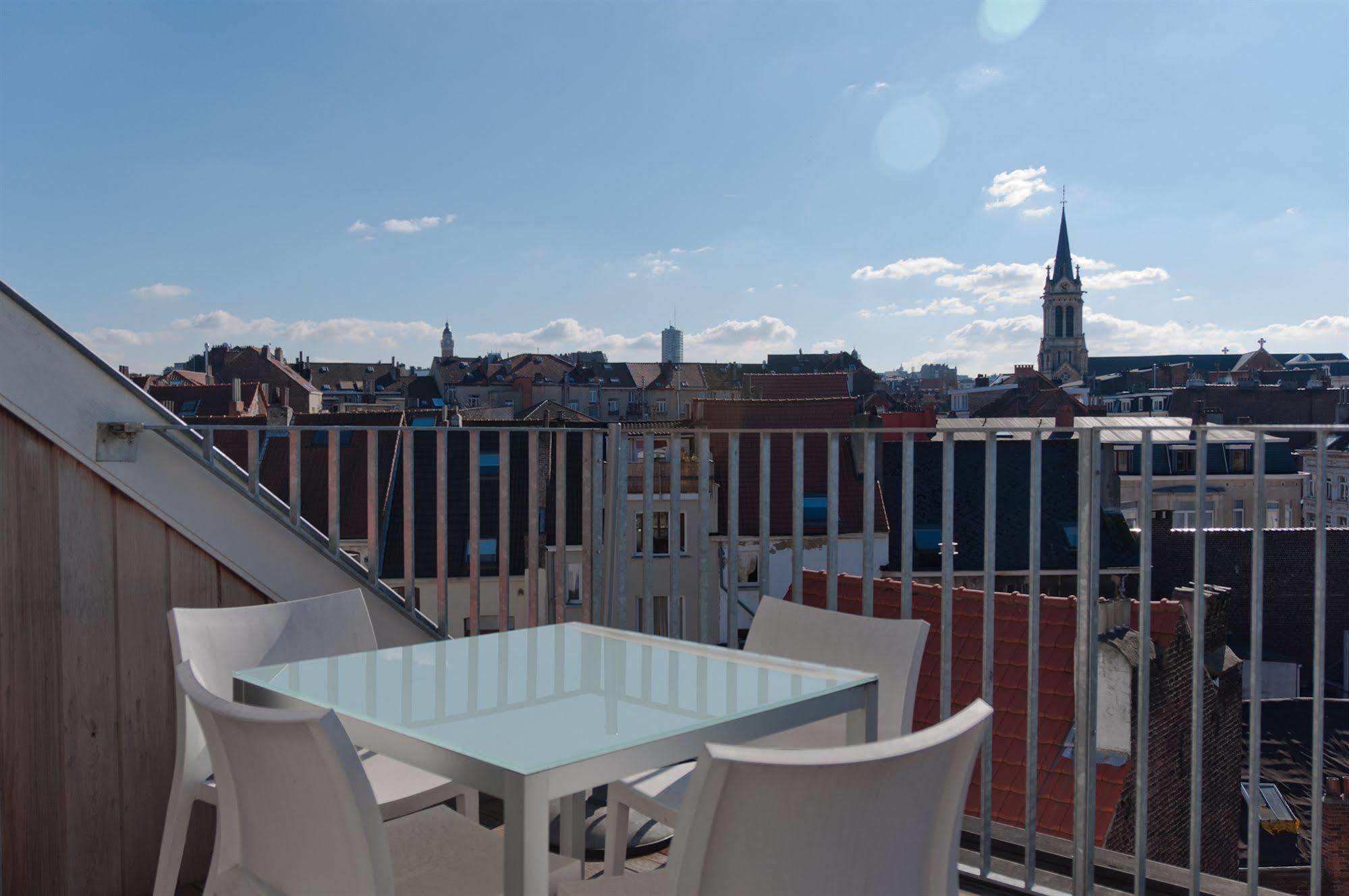 B&B Maison Az Saint-Gilles Eksteriør bilde