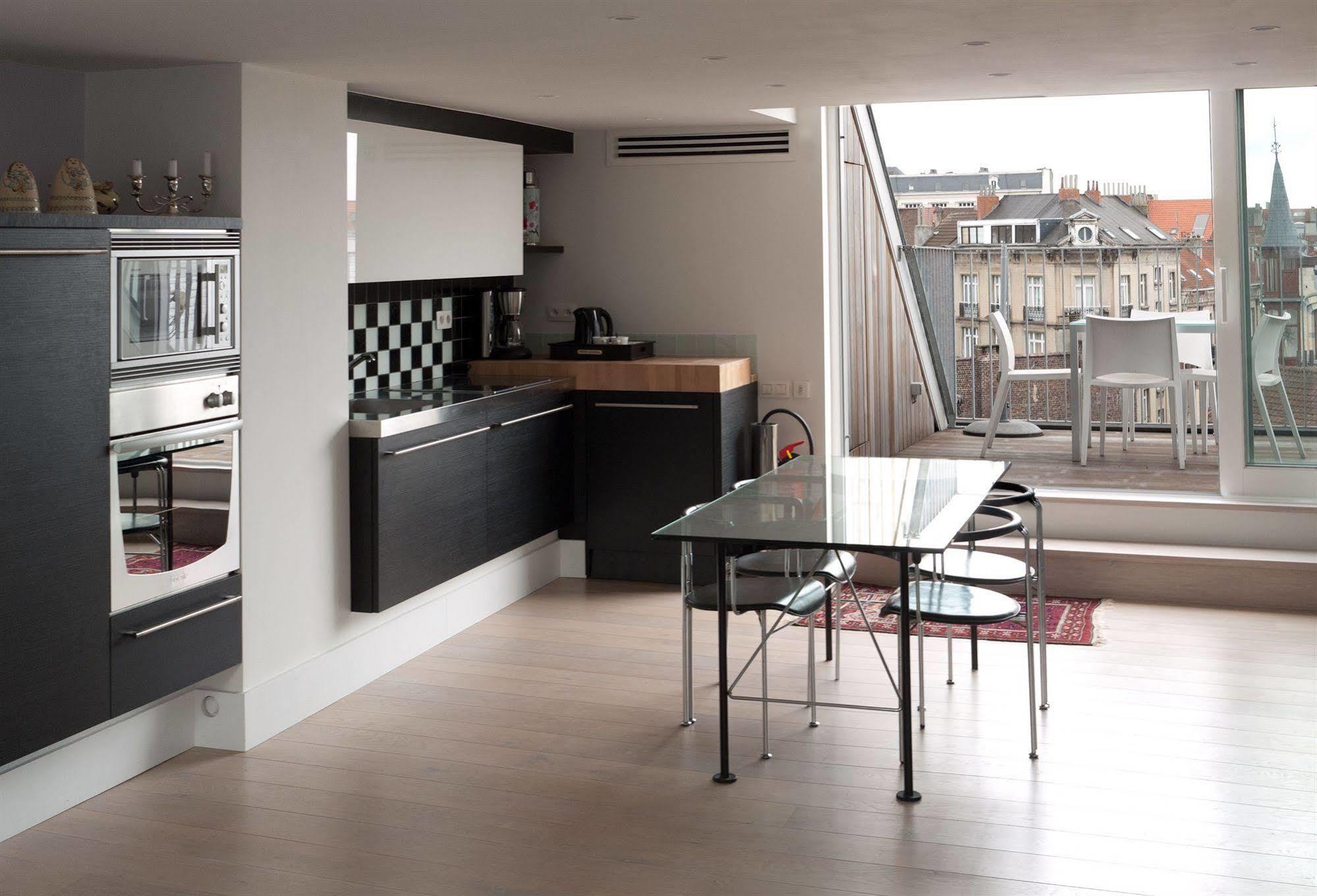 B&B Maison Az Saint-Gilles Eksteriør bilde